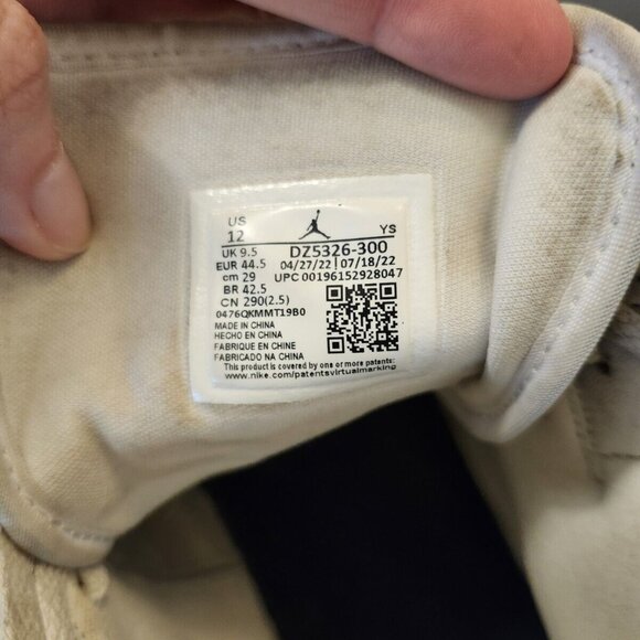 Air Jordan 1 dz5326-300 women's sneakers in size US 12 - Picture 4 of 9